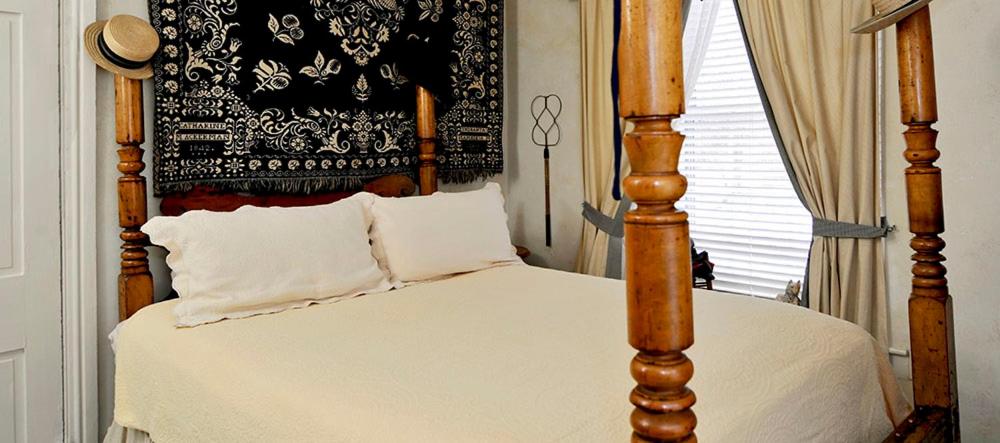 Double Room with Private Bathroom interior